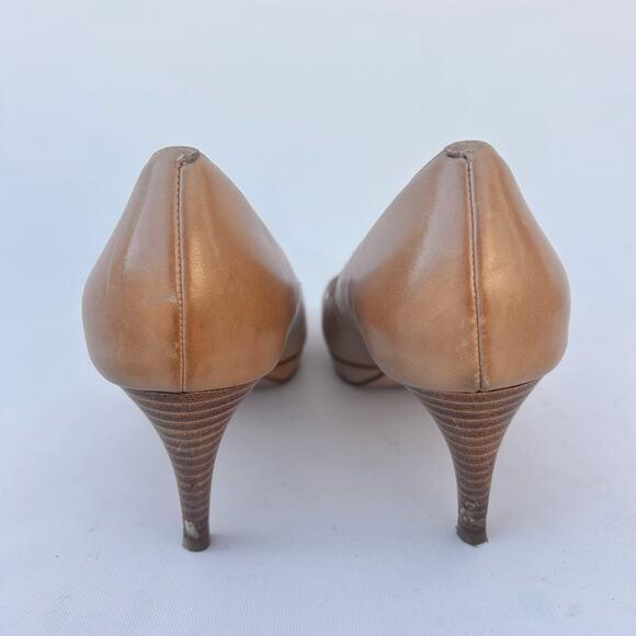 Cole Haan Chelsea Low Pump Heels Nude Tan Classic Leather Sandstone 9 - Picture 10 of 13